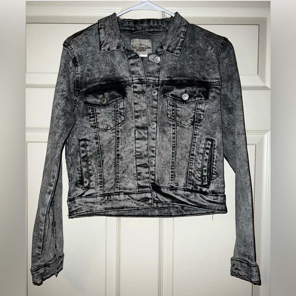 Ashley Vintage Charm Classic Women's Washed Black Denim Jacket.